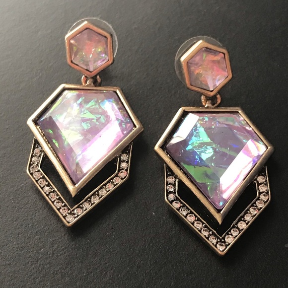 Purple iridescent geometric drop earrings - Picture 3 of 8